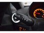 Opel Corsa 1.4-16V Cosmo + Climate Control|Parkeersensoren|Cruise Control|Trekhaak|