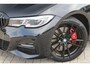 BMW 3-Serie 330e M-Sport Shadow | Pano | Laser | Memory | HUD | 360 | ACC