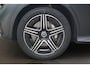 Mercedes-Benz GLC 300e 4-Matic Sport Edition AMG Line | Achterasbesturing | Distronic | Memory pakket | Panoramadak | Trekhaak | Luchtvering | Nightpakket | Manufaktur Grafietgrijs Magno