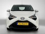 Toyota Aygo 1.0 VVT-i x-play limited | Dealer onderhouden | Apple CarPlay/Android Auto | Airco | Elektrische ramen voor | Elektrisch verstelbare buitenspiegels |
