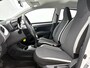 Toyota Aygo 1.0 VVT-i x-play limited | Dealer onderhouden | Apple CarPlay/Android Auto | Airco | Elektrische ramen voor | Elektrisch verstelbare buitenspiegels |