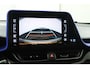 Toyota C-HR / C-HR+ 1.2 Bi-Tone Plus | Trekhaak | Parkeersensoren | Achteruitrijcamera | Adaptieve Cruise Control |