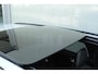 Volvo V60 T6 Automaat Plug-in hybrid AWD Plus Dark | Birch Light Metallic | Panoramadak | Elektrisch Verstelbare Stoelen Met Geheugen | Exterior Styling Kit | Diffusor Met 4-Pijps Uitlaatsierstukken | Getint Glas Achter | BLIS | Belettering Achterklep Zwart | Grille Zwart Incl. Embleem | 19-Inch Lichtmetalen Velgen R-Design | Keyless | Adaptieve Cruise Control | Pilot Assist | Nappa Leder/Open Grid Textiel Contourstoelen R-Design | Elektrische Achterklep Met Sensorsturing | Sportstuur | Stoelverwarming | Stuurverwarming | High Performance Audio | Achteruitrijcamera | Parkeersensoren Voor & Achter incl. Achteruitrijcamera |