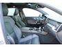 Volvo V60 T6 Automaat Plug-in hybrid AWD Plus Dark | Birch Light Metallic | Panoramadak | Elektrisch Verstelbare Stoelen Met Geheugen | Exterior Styling Kit | Diffusor Met 4-Pijps Uitlaatsierstukken | Getint Glas Achter | BLIS | Belettering Achterklep Zwart | Grille Zwart Incl. Embleem | 19-Inch Lichtmetalen Velgen R-Design | Keyless | Adaptieve Cruise Control | Pilot Assist | Nappa Leder/Open Grid Textiel Contourstoelen R-Design | Elektrische Achterklep Met Sensorsturing | Sportstuur | Stoelverwarming | Stuurverwarming | High Performance Audio | Achteruitrijcamera | Parkeersensoren Voor & Achter incl. Achteruitrijcamera |