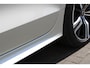 Volvo V60 T6 Automaat Plug-in hybrid AWD Plus Dark | Birch Light Metallic | Panoramadak | Elektrisch Verstelbare Stoelen Met Geheugen | Exterior Styling Kit | Diffusor Met 4-Pijps Uitlaatsierstukken | Getint Glas Achter | BLIS | Belettering Achterklep Zwart | Grille Zwart Incl. Embleem | 19-Inch Lichtmetalen Velgen R-Design | Keyless | Adaptieve Cruise Control | Pilot Assist | Nappa Leder/Open Grid Textiel Contourstoelen R-Design | Elektrische Achterklep Met Sensorsturing | Sportstuur | Stoelverwarming | Stuurverwarming | High Performance Audio | Achteruitrijcamera | Parkeersensoren Voor & Achter incl. Achteruitrijcamera |