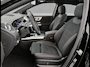 Mercedes-Benz GLA 180 Business Solution AMG | Trekhaak | HUD| Memory | Pano | 360 Camera