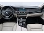 BMW 5-Serie Touring 530i Upgrade Edition | Panoramadak | Leder | Navigatie | Comfortstoelen+Memory | Stoelverwarming | Xenon | Getint Glas