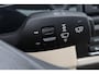 BMW 5-Serie Touring 530i Upgrade Edition | Panoramadak | Leder | Navigatie | Comfortstoelen+Memory | Stoelverwarming | Xenon | Getint Glas