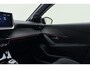 Peugeot 208 1.2T 100 GT | Panorama dak | Keyless Entry & Start | Full LED | Apple Carplay & Android Auto | Camera | Afneembare trekhaak | 1e Eigenaar