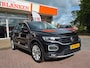 Volkswagen T-Roc 1.5 TSI Style Automaat BJ.11-2021 / Navi / Climate Control / Camera / Led / Stoelverwarming / 17"Lmv !!