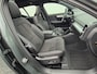 Volvo XC40 2.0 B3 Ultra Dark 19” Wielen - Panoramadak - Harman Kardon Audio - 360 Camera - R980 Interieur – Power seats met memory - Full led koplampen –Donkere hemel