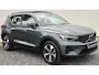 Volvo XC40 2.0 B3 Ultra Dark 19” Wielen - Panoramadak - Harman Kardon Audio - 360 Camera - R980 Interieur – Power seats met memory - Full led koplampen –Donkere hemel