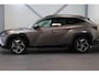 Hyundai Tucson 1.6 T-GDI HEV Premium |Leder|Navi|Led|Wint|Trekhaak|Cam|Pdc|Rijklaarprijs!|