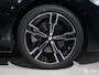 BMW 3-Serie 330E M SPORT / MEMORY / HEADUP / ACC / FABRIEKGARANTIE / 18"
