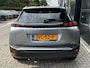 Peugeot 2008 1.2 PureTech 100PK Allure | KEYLESS ENTRY & START| DRAADLOZE TELEFOONLADER| LED| NAVIGATIE + APPLE CARPLAY/ANDROID AUTO| PARKEERSENSOREN| DAB|
