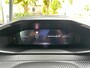 Peugeot 2008 1.2 PureTech 100PK Allure | KEYLESS ENTRY & START| DRAADLOZE TELEFOONLADER| LED| NAVIGATIE + APPLE CARPLAY/ANDROID AUTO| PARKEERSENSOREN| DAB|
