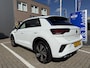 Volkswagen T-Roc 1.5 TSI 150PK Automaat R-Line Edition l ACC l BLISS l CAMERA l ECC l FULL-LED l NAVI l STOEL/STUUR VERW. l 18.000km
