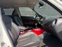 Nissan Juke 1.6 Tekna / NL AUTO / Dealer Onderhouden / Camera / Navigatie / Cruise Control/ Climate Control / Leder Bekleding / NAP / Keyless Entry & Go /