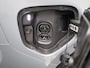 Volkswagen ID. Buzz Pro 86 kWh LWB 6p. 286 PK| Navigatie Pro | Achterklep Elektrisch | Achteruitrijcamera | 6-Zits | 20 Inch Velgen | Stoelverwarming | Stuurwielverwarming