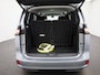 Volkswagen ID. Buzz Pro 86 kWh LWB 6p. 286 PK| Navigatie Pro | Achterklep Elektrisch | Achteruitrijcamera | 6-Zits | 20 Inch Velgen | Stoelverwarming | Stuurwielverwarming