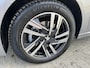 Peugeot 208 1.2 PureTech Allure Pack AUTOMAAT l CAMERA l CRUISE ADAPTIEF l CLIMATE l ALL SEASON MICHELIN