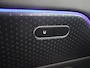 Mercedes-Benz GLA 180 Luxury Line | Panoramadak | Keyless | Multibeam | Stoelverwarming | Getint glas |