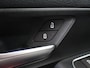 Mercedes-Benz GLA 180 Luxury Line | Panoramadak | Keyless | Multibeam | Stoelverwarming | Getint glas |
