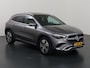 Mercedes-Benz GLA 180 Luxury Line | Panoramadak | Keyless | Multibeam | Stoelverwarming | Getint glas |