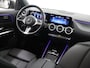 Mercedes-Benz GLA 180 Luxury Line | Panoramadak | Keyless | Multibeam | Stoelverwarming | Getint glas |