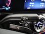 Mercedes-Benz GLA 180 Luxury Line | Panoramadak | Keyless | Multibeam | Stoelverwarming | Getint glas |