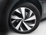 Volkswagen ID.4 Pro 77 kWh Luxe (APPLE CARPLAY,TREKHAAK,CLIMATE,PARKEERSENSOREN,STOELVERWARMING,ADAPTIVE CRUISE,LED,ARMSTEUNEN)