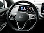 Volkswagen ID.4 Pro 77 kWh Luxe (APPLE CARPLAY,TREKHAAK,CLIMATE,PARKEERSENSOREN,STOELVERWARMING,ADAPTIVE CRUISE,LED,ARMSTEUNEN)