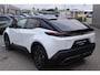 Toyota C-HR / C-HR+ EXECUTIVE AWD 77KWH NIEUW&DIRECT LEVERBAAR! PANODAK BLIND-SPOT P-SENSOREN 360°CAMERA STOEL/STUURVERW. WARMTEPOMP EL-ACHTERKLEP