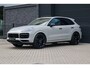 Porsche Cayenne 3.0 E-Hybrid Platinum Edition | NAP! | PANO | 360 | BOSE | LUCHTVERING | SOFT CLOSE | MEMORY | 22 INCH |