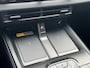 Toyota C-HR / C-HR+ FIRST EDITION 77KWH NIEUW DIRECT LEVERBAAR! STOEL/STUURVERW 20'' LM-VELGEN BLIND SPOT EL-ACHTERKLEP WARMTEPOMP NAVI PARK-SENSOREN CAMERA CLIMA APPLE/ANDROID