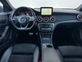 Mercedes-Benz CLA 200 Amg Org NL Pano Uitlaatklep schakelbaar AMG Diffuser Apple carplay Night pakket Keyless Go