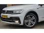 Volkswagen Tiguan 2.0 TSI 180pk DSG 4Motion 2x R-Line Virtual Cockpit Trekhaak 19inch LM ACC *NL Auto* 2200kg Trekgewicht!