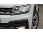 Volkswagen Tiguan 2.0 TSI 180pk DSG 4Motion 2x R-Line Virtual Cockpit Trekhaak 19inch LM ACC *NL Auto* 2200kg Trekgewicht!