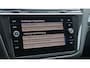 Volkswagen Tiguan 2.0 TSI 180pk DSG 4Motion 2x R-Line Virtual Cockpit Trekhaak 19inch LM ACC *NL Auto* 2200kg Trekgewicht!