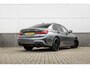 BMW 3-Serie 330e High Ex M-Sport Frozen / Glazen dak / Adaptief onderstel / Electrische stoelen /