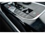 BMW 3-Serie 330e High Ex M-Sport Frozen / Glazen dak / Adaptief onderstel / Electrische stoelen /