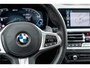 BMW 3-Serie 330e High Ex M-Sport Frozen / Glazen dak / Adaptief onderstel / Electrische stoelen /
