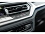 BMW 3-Serie 330e High Ex M-Sport Frozen / Glazen dak / Adaptief onderstel / Electrische stoelen /