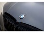 BMW 3-Serie 330e High Ex M-Sport Frozen / Glazen dak / Adaptief onderstel / Electrische stoelen /