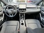 Toyota Corolla Cross 140 Hybrid Dynamic | Trekhaak, Parelmoer wit, Dodehoekherkenning, Parkeersensoren, Stoel + Stuurverwarming