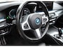 BMW 5-Serie Touring 530e xDrive M-Sport | Pano | 20'' | LED | Leder | Memory | PDC | Cruise | Stoelverwarming | Carplay | Ambient | Trekhaak | Harmon Kardon | Android Auto | Keyless Start