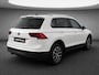 Volkswagen Tiguan 1.5 TSI 130pk Comfortline Business / Navigatie / LM velgen 17 inch / Camera / Park Assist / Wegklapb trekhaak / APP
