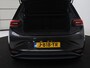 Volkswagen ID.3 First Max 58 kWh | SOH 92.0% | Panoramadak | Adaptive cruise | Stuur/stoel verwarming | Carplay | Camera | Sfeerverlichting | Trekhaak |