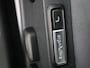 Volkswagen ID.3 First Max 58 kWh | SOH 92.0% | Panoramadak | Adaptive cruise | Stuur/stoel verwarming | Carplay | Camera | Sfeerverlichting | Trekhaak |