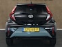 Toyota Aygo X 1.0 VVT-i S-CVT Premium ORIGINEEL NEDERLANDSE AUTO - TWO TONE - STOELVERWARMING - ADAPTIEVE CRUISE CONTROL - APPLE CARPLAY/ANDROID AUTO - CAMERA - CLIMATE CONTROL - PARKEERSENSOREN ACHTER - NAVIGATIE - JBL AUDIO